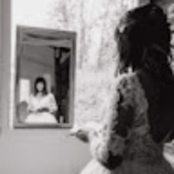 Meet your Posher, Amelia - Picture 1 of 1